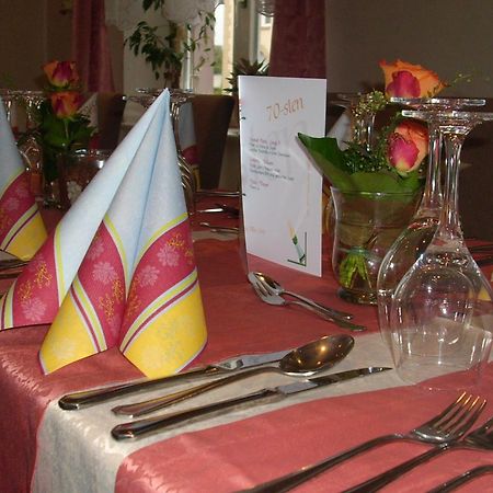 Komforthotel-Restaurant Wuerttemberger Hof Μπαντ Σάουλγκαου Εξωτερικό φωτογραφία